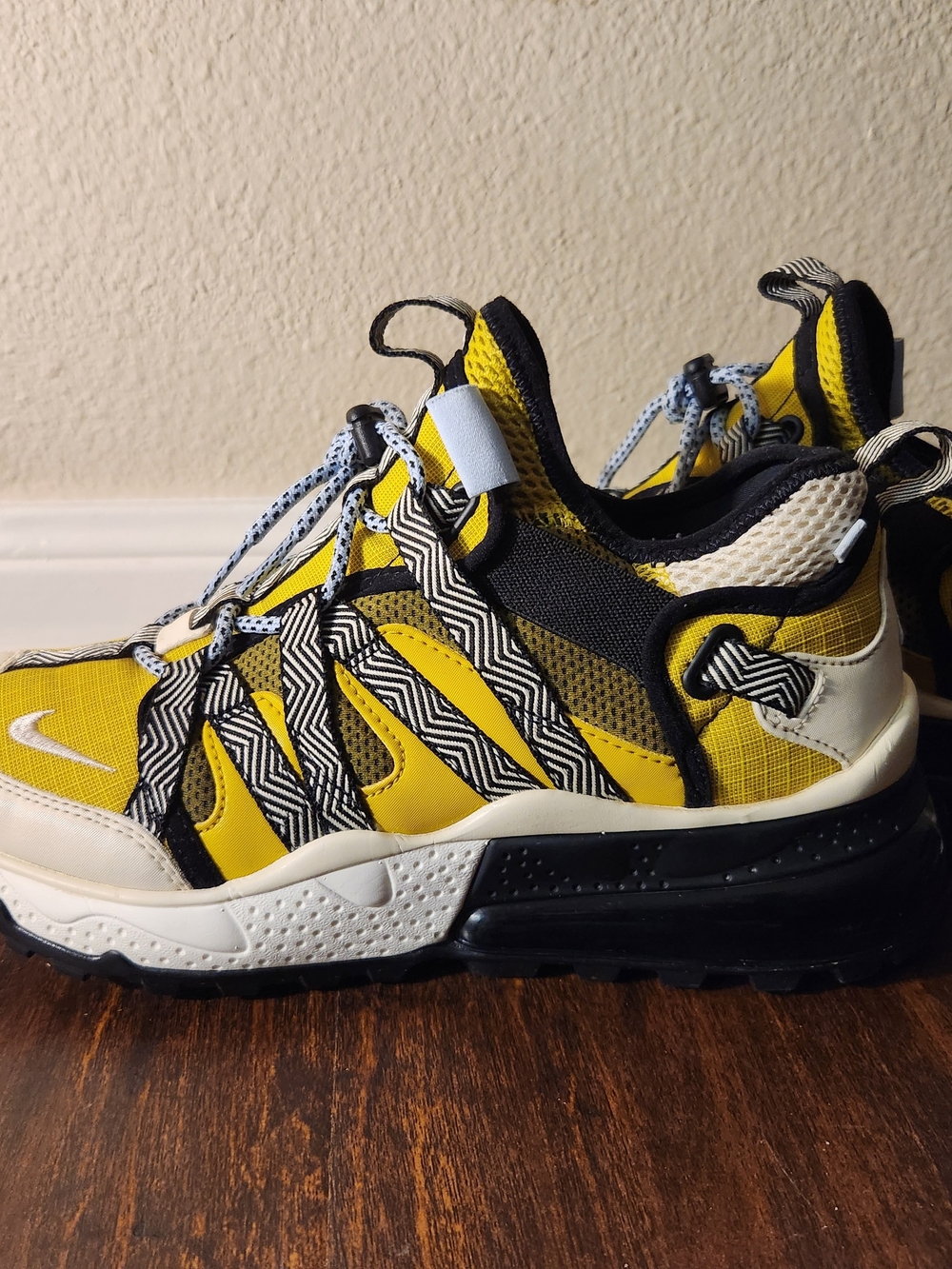 Nike AIR MAX 270 - Picture 2 of 5